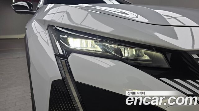 Peugeot 408 1.2 Hybrid GT 2025 — фото 22