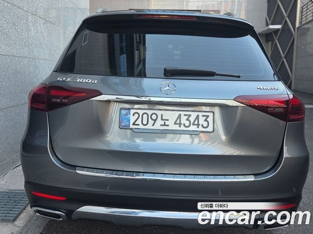 Mercedes-Benz GLE-Class (W167) GLE300d 4MATIC 2025 — фото 2