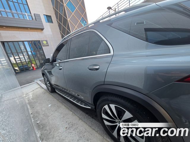 Mercedes-Benz GLE-Class (W167) GLE300d 4MATIC 2025 — фото 4
