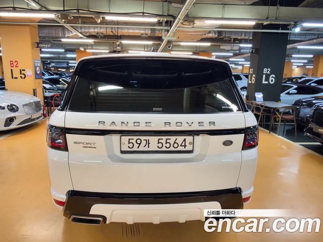 Land Rover Range Rover Sport (II) 3.0 SDV6 HSE Dynamic 2018 — фото 4