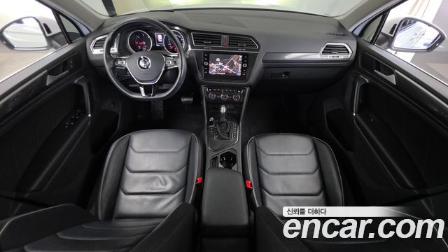 Volkswagen Tiguan (II) 2.0 TDI Prestige 2018 — фото 7