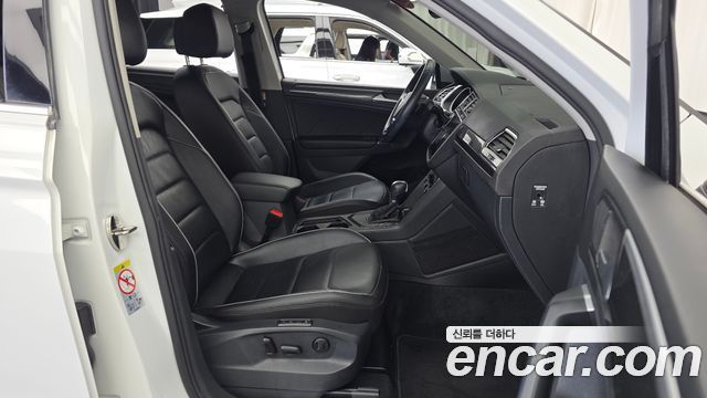 Volkswagen Tiguan (II) 2.0 TDI Prestige 2018 — фото 11