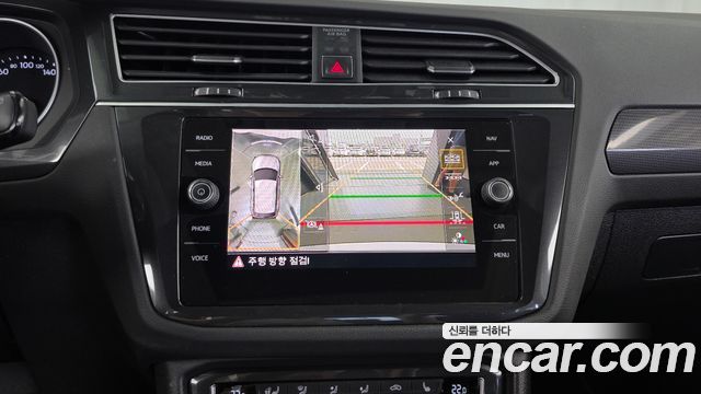 Volkswagen Tiguan (II) 2.0 TDI Prestige 2018 — фото 15