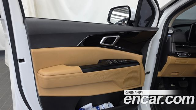 Kia Carnival (IV) Diesel 9-Seater Prestige 2022 — фото 24