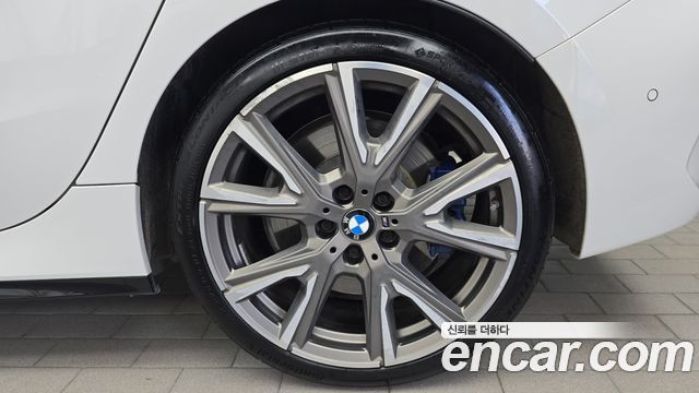 BMW 1 Series (F40) M135i xDrive 2022 — фото 5