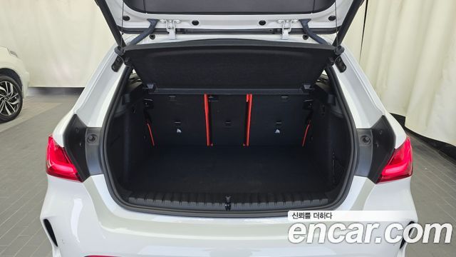 BMW 1 Series (F40) M135i xDrive 2022 — фото 20