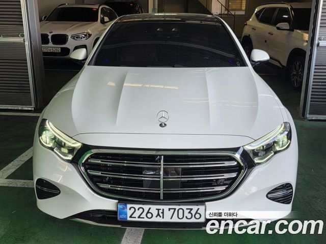 Mercedes-Benz E-Class (W214) E450 4MATIC Exclusive