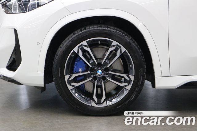 BMW X1 (U11) M35i xDrive 2025 — фото 5