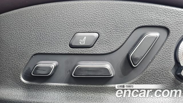Genesis GV70 2.2 Diesel AWD 2021 — фото 15