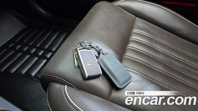 Genesis EQ900 3.3 T-GDI AWD Prestige 2016 — фото 15