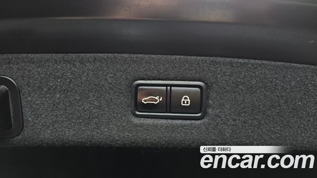 Genesis EQ900 3.3 T-GDI AWD Prestige 2016 — фото 18