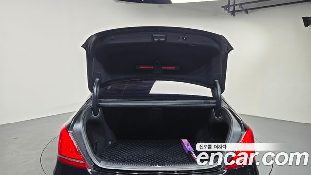 Genesis EQ900 3.3 T-GDI AWD Prestige 2016 — фото 19