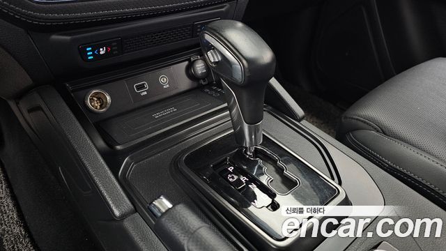 KG Mobility (SsangYong) Rexton Sports Khan Diesel 2.2 4WD Prestige 2021 — фото 9