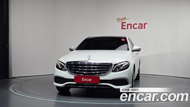 Mercedes-Benz E-Class (W213) E300 4MATIC Exclusive 2019 — фото 3