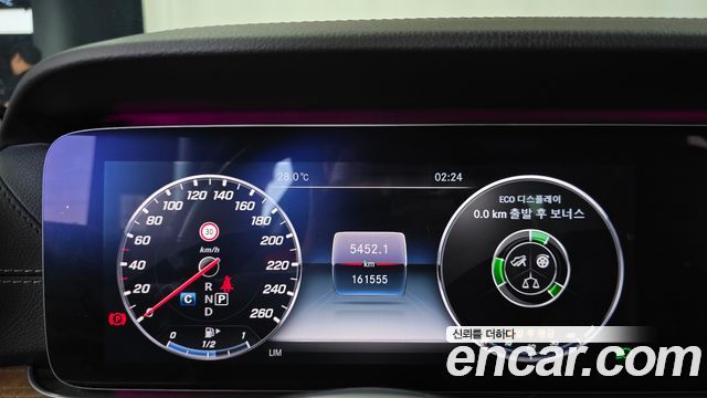 Mercedes-Benz E-Class (W213) E300 4MATIC Exclusive 2019 — фото 8