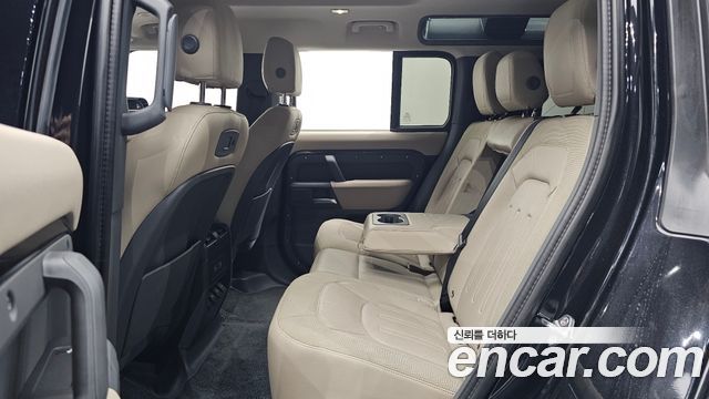Land Rover Defender (L663) 110 D240 S 2020 — фото 11