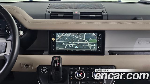 Land Rover Defender (L663) 110 D240 S 2020 — фото 14