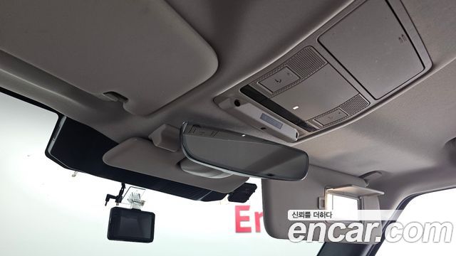 Land Rover Defender (L663) 110 D240 S 2020 — фото 18