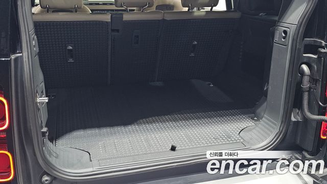 Land Rover Defender (L663) 110 D240 S 2020 — фото 19