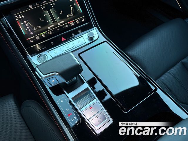 Audi A8 (D5) 60 TFSI Quattro LWB 2021 — фото 9