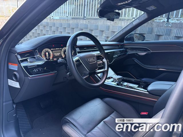 Audi A8 (D5) 60 TFSI Quattro LWB 2021 — фото 10