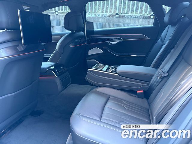 Audi A8 (D5) 60 TFSI Quattro LWB 2021 — фото 15
