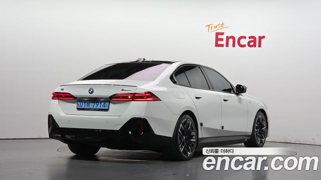 BMW i5 (G60) M60 xDrive 2024 — фото 2