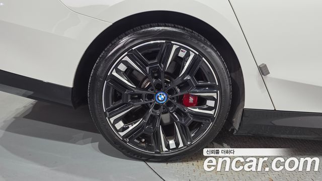 BMW i5 (G60) M60 xDrive 2024 — фото 5