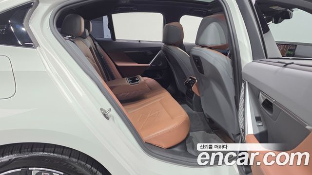 BMW i5 (G60) M60 xDrive 2024 — фото 11
