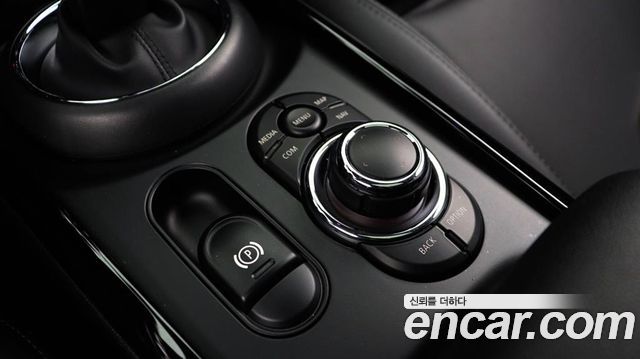 MINI Cooper Clubman Classic Plus 2nd 2022 — фото 22