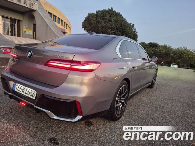 BMW 7 Series (G70) 740d xDrive M Sport 2024 — фото 16
