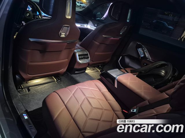 BMW 7 Series (G70) 740d xDrive M Sport 2024 — фото 21
