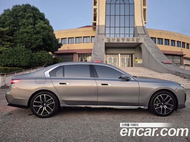 BMW 7 Series (G70) 740d xDrive M Sport 2024 — фото 22
