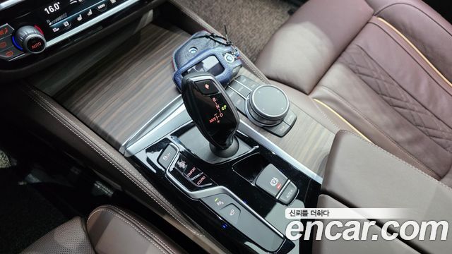 BMW 5 Series (G30) 530i M Sport Package Plus 2020 — фото 9