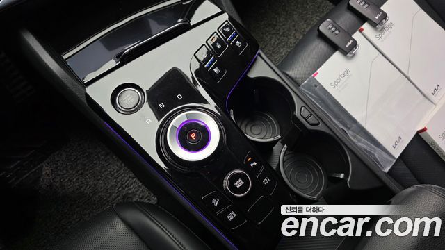 Kia Sportage (V) LPG 2.0 2WD Signature 2023 — фото 9