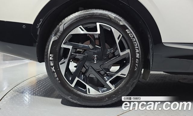Kia Sportage (V) LPG 2.0 2WD Signature 2023 — фото 27