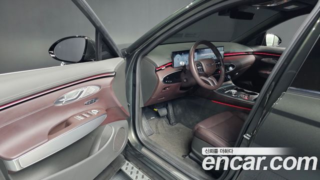 Genesis GV70 2.5T Gasoline AWD 2025 — фото 10