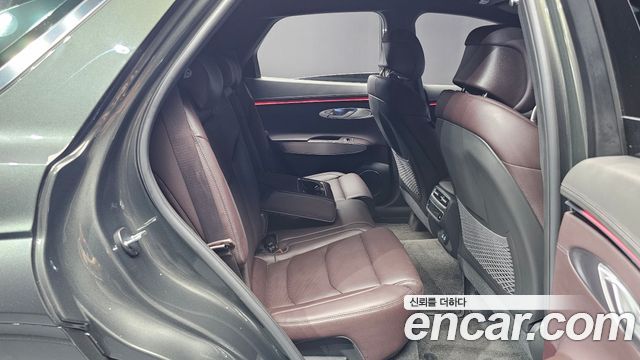 Genesis GV70 2.5T Gasoline AWD 2025 — фото 16