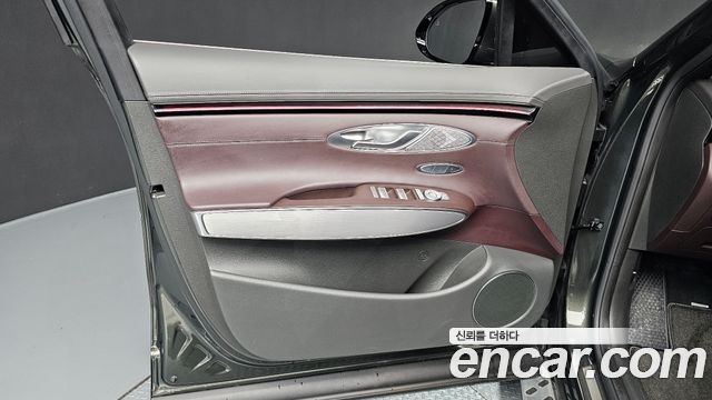 Genesis GV70 2.5T Gasoline AWD 2025 — фото 30