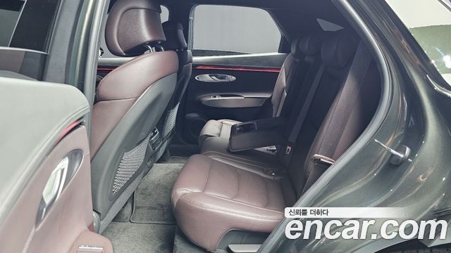Genesis GV70 2.5T Gasoline AWD 2025 — фото 32