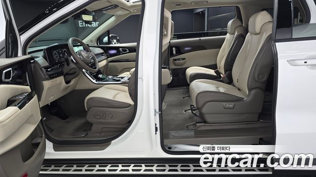 Kia Carnival (IV) Gasoline 9-Seater Signature 2023 — фото 11