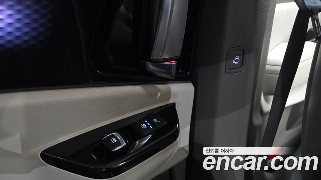 Kia Carnival (IV) Gasoline 9-Seater Signature 2023 — фото 16