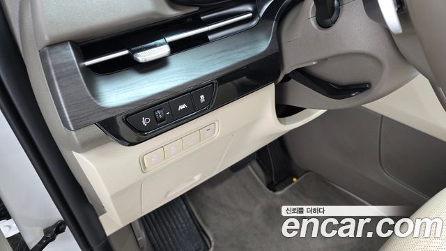 Kia Carnival (IV) Gasoline 9-Seater Signature 2023 — фото 19
