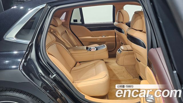 Genesis G90 (RS4) Gasoline 3.5 Turbo AWD 2023 — фото 12