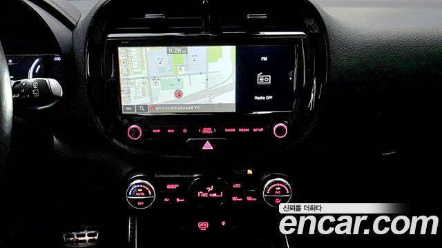 Kia Soul Booster EV Noblesse 2019 — фото 18