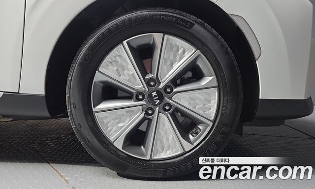 Kia Soul Booster EV Noblesse 2019 — фото 27