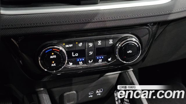 Chevrolet Trailblazer 1.3 Turbo 2WD Premire 2026 — фото 27