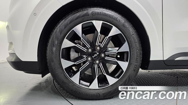 Kia Carnival (IV) Gasoline 9-Seater Signature 2023 — фото 5