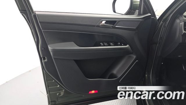 KG Mobility (SsangYong) Rexton Sports Khan Diesel 2.2 4WD Culman Prestige 2024 — фото 24