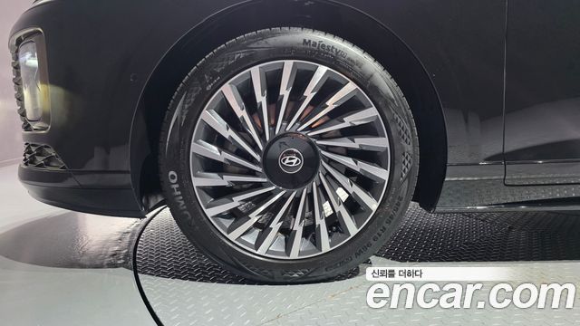 Hyundai Grandeur (GN7) 2,5 Gasoline 2WD Calligraphy 2025 — фото 5